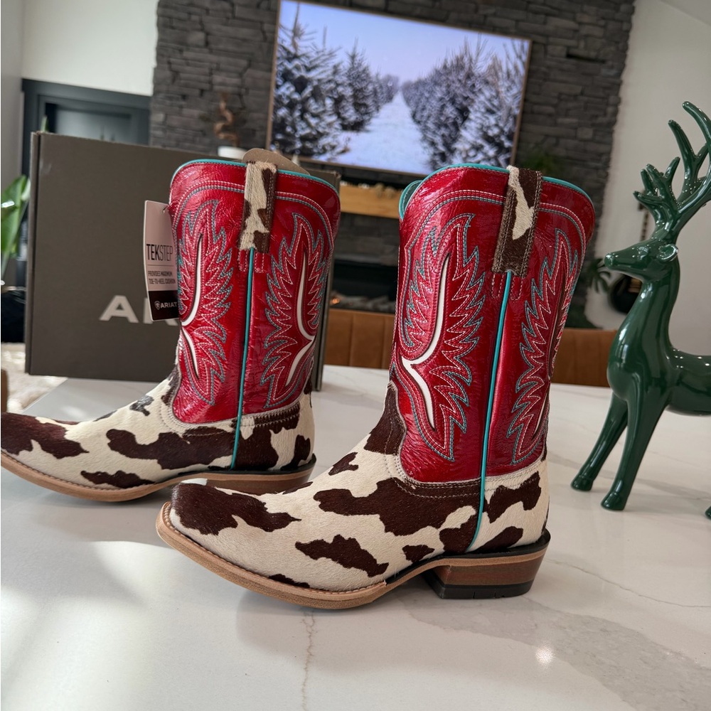 Ariat Brown and White Cowhide Leather Heeled Boots with Turquoise Lining - Picture 12 of 14